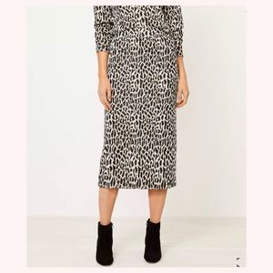LOFT Animal Spotted Knit Column Skirt